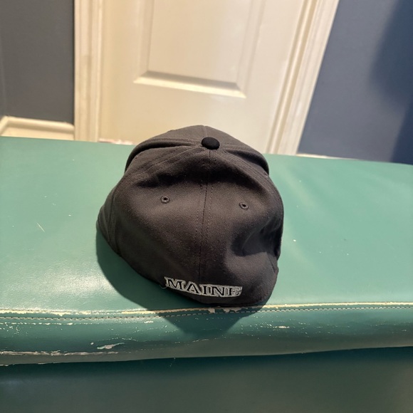 Maine Black Bears Men’s Baseball Cap - Picture 2 of 5